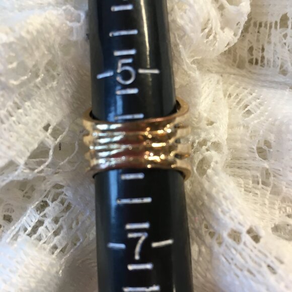 Four Band Goldtone Rhinestone Statement Cocktail Ring-Size 6 1/4 - Picture 3 of 5